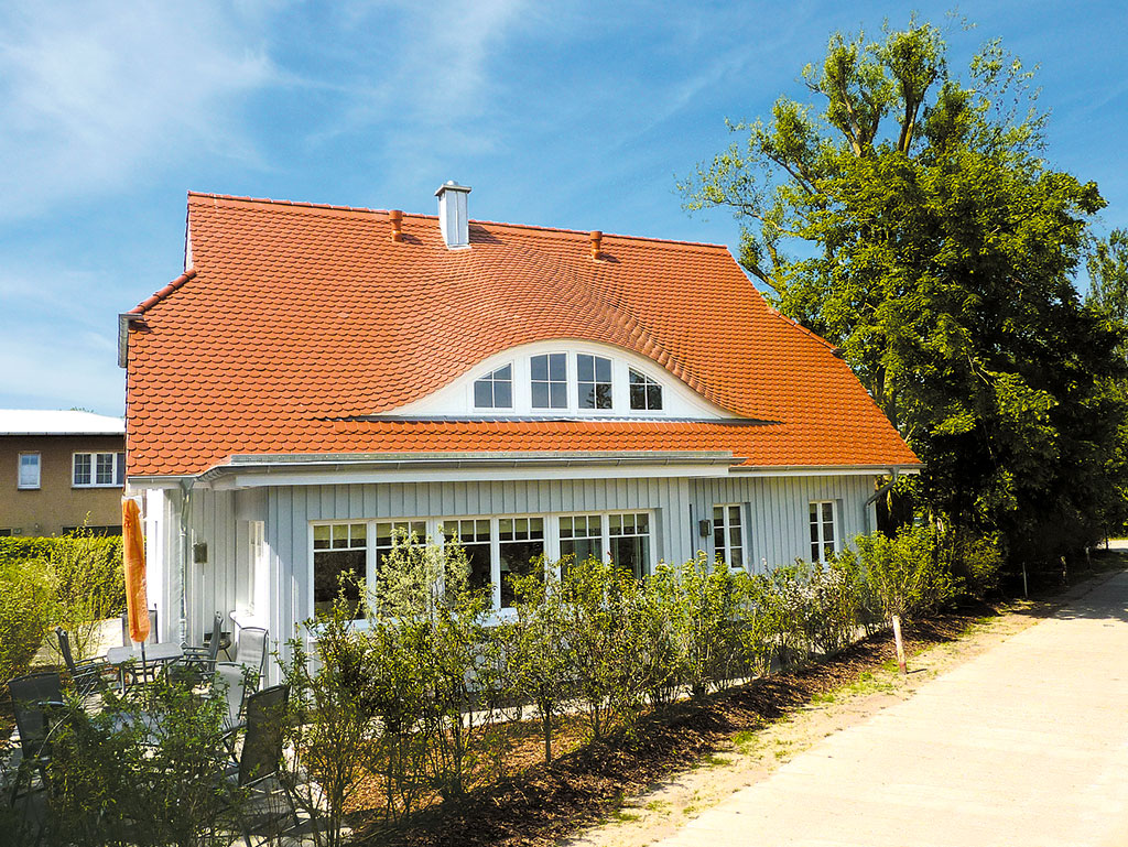 Ferienhaus 1-10 Pers. Ferienhaus in Wustrow Ostseebad